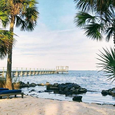 Nasa Waterfront Dolphin Suite Titusville Eksteriør bilde